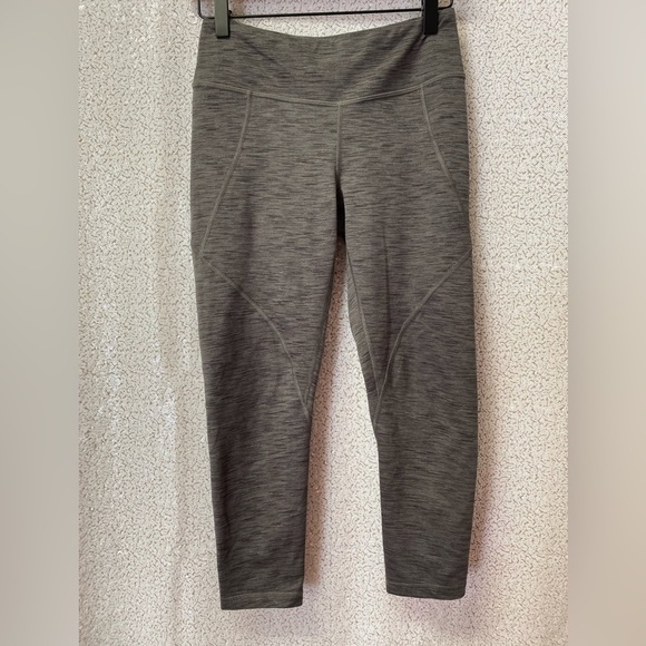 Patagonia Women's Centered Crops | size Small - Picture 1 of 6